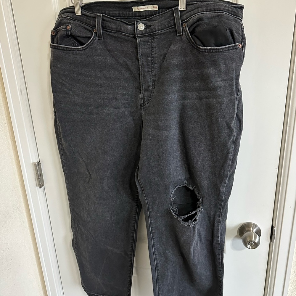 Levi’s Wedgie Straight Jeans